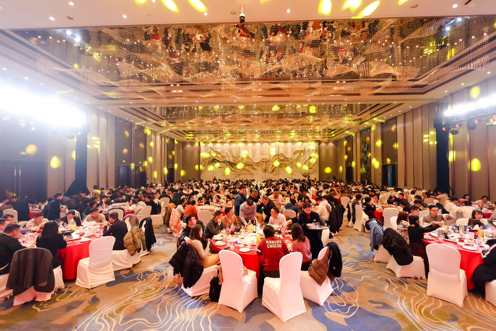 馬力全開(kāi)，贏(yíng)戰(zhàn)2026 —— 健科電子年度盛典精彩紛呈，新征程已啟航